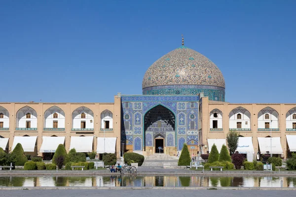 Isfahan Irán Agosto 2018 Mezquita Sheikh Lotfollah Plaza Naqsh Jahan — Foto de Stock