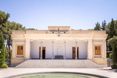  Yazd, Iran, onun dış Parkı'ndan görülen tapınakta ateş. Zerdüştçülük yangın tapınakta ibadet milliyetçilerin yerdir. Yazd biri şehrin önemli bir dönüm noktası olduğunu