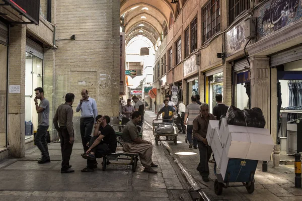 Tehran Iran August 2015 Street Tehran Main Bazar Morning Covered — Stock Photo, Image