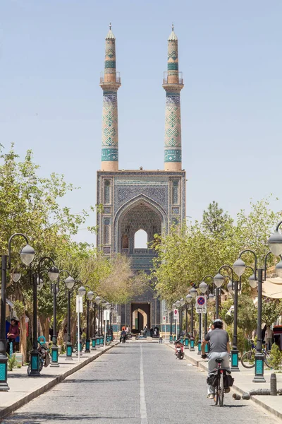 Yazd Irán Agosto 2016 Mezquita Jameh Con Sus Distintivos Minaretes — Foto de Stock