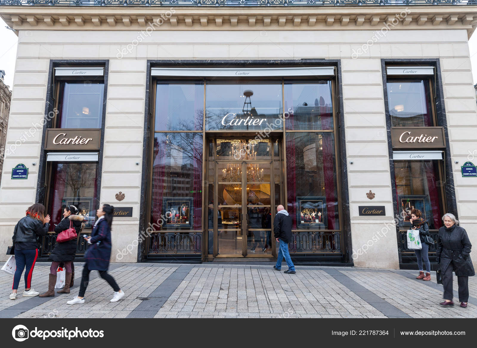 cartier shop in paris