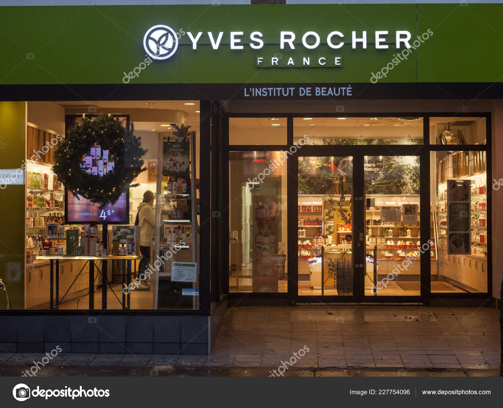 Montreal Canada November 2018 Yves Rocher Logo Front Main Store
