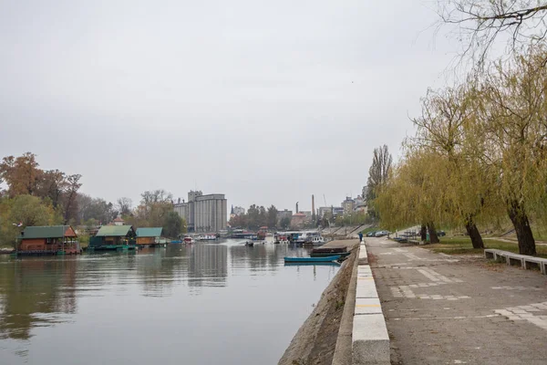 Panorama Rio Tamis Pancevo Waterfront Centro Cidade Durante Uma Tarde — Fotografia de Stock