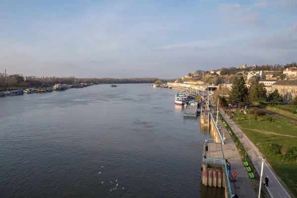 Belgrada Serbia Noviembre 2014 Vista Orilla Del Río Sava Belgrado —  Fotos de Stock