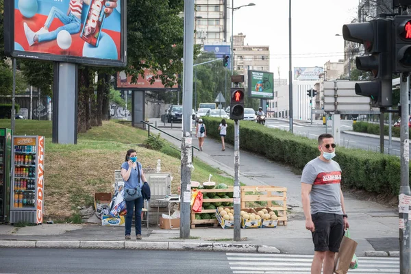 Belgrade Serbie Juillet 2020 Jeune Femme Portant Masque Respiratoire Faisant — Photo