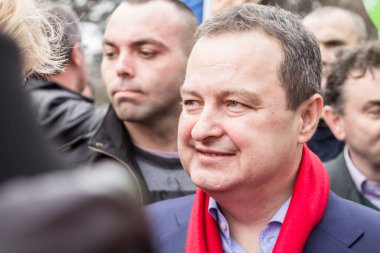 SUBOTICA, SERBIA - 27 Mart 2016: İvica Daciç, Sırbistan Dışişleri Bakanı ve Sırbistan Sosyalist Partisi lideri 2016 parlamento seçimleri kampanyası sırasında bir konuşma yaptı