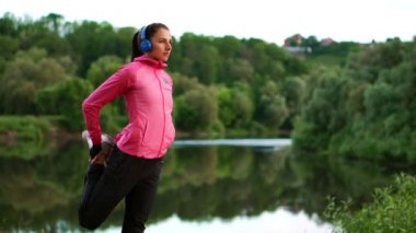 Sabah erken güneş vadede hazırlama eğitimi önce kız ısıtır