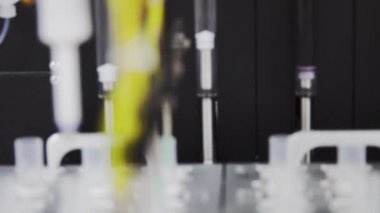 AIDS aşısı üretimi için tıbbi laboratuvar