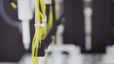 Robotlar kullanarak laboratuvar tehlikeli bir virüs tanımlamak için araştırma