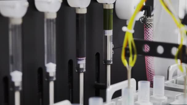 Laboratoire chimique et biologique pour l'invention d'armes biologiques — Video