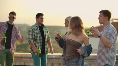A roof party with participation of six friends