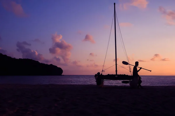 Hobie Gato Catamarán Playa Amanecer Temprano Mañana Silhouette Hombre Asiático — Foto de Stock