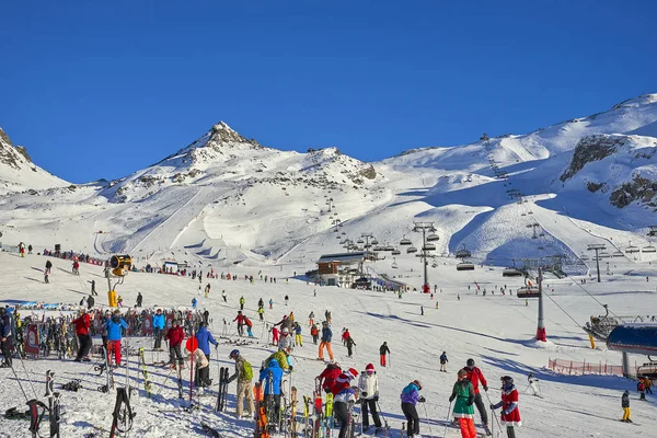 Ischgl Autriche Décembre 2017 Base Ski Tyrol Alpes Ensoleillées Décembre — Photo