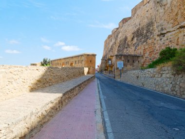 Castillo de Santa Barbara Alicante duvar parçası,