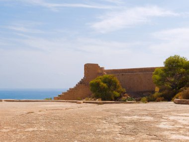 Castillo de Santa Barbara (Santa Barbara Kalesi), Alicante.Castillo de Santa Barbara (Santa Barbara Kalesi), Alicante.