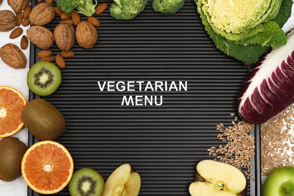 ナッツ シリアル 野菜と Letterboard — ストック写真