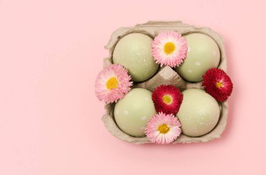 Süslü paskalya yumurtaları.