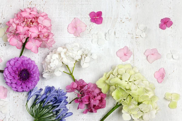 Vintage floral composition — Stock Photo, Image