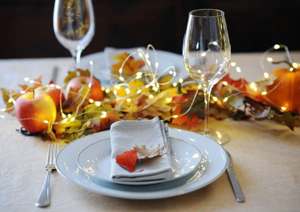 Configuração da mesa de Ação de Graças — Fotografia de Stock