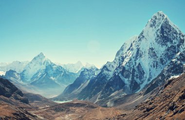 Dağ tepe Everest. Dünyanın en yüksek dağı. Milli Parkı, Nepal.