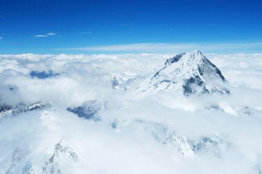 Dağ tepe Everest. Dünyanın en yüksek dağı. Milli Parkı, Nepal.