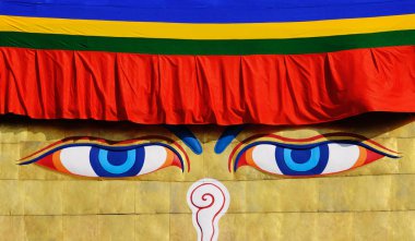 Boyalı gözlü Budist tapınağı. Buda, Nepal tapınağının stupa'sını gözlerüzerinde gezdi