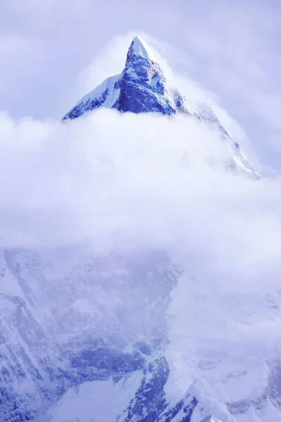 Monte Everest. La montaña más alta del mundo. Parque Nacional, Nepal . —  Fotos de Stock