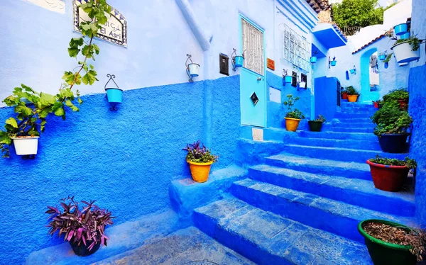 Traditional moroccan architectural details in Chefchaouen, Morocco, Africa — Stock Photo, Image