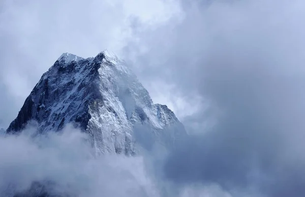 Ama Dablam en la región del Everest del Himalaya, Nepal —  Fotos de Stock