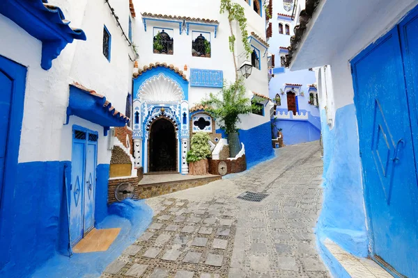 在摩洛哥Chefchaouen有蓝色墙壁的房子 — 图库照片
