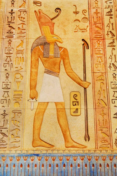 Ancient Egypt scene, mythology. Egyptian gods and pharaohs. — Stock Photo, Image