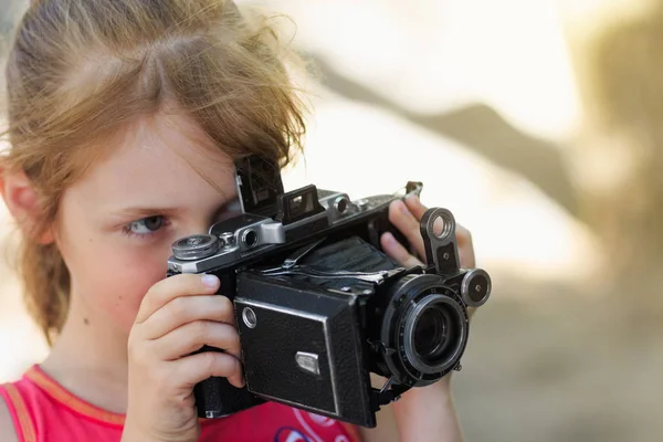 little girl kid photographer