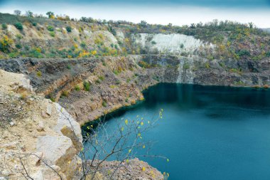 büyük radon mavi göl