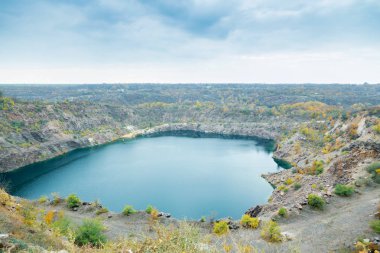 büyük radon mavi göl