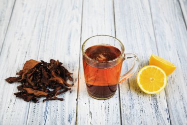 Masada bir fincan çay.