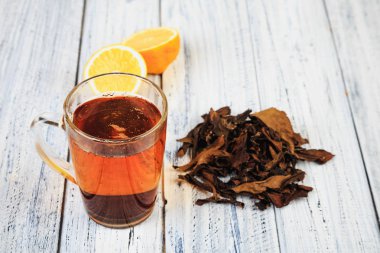 Masada bir fincan çay.