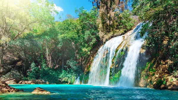 Waterfall, Chiflon Cascades, Chiapas, Мексика — стоковое фото