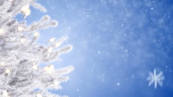 Árbol Navidad Copos Nieve Cayendo Sobre Fondo Azul — Vídeo de stock