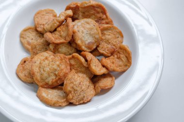 Kızarmış Vietnam jambonu ve sebze.