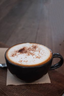 bir fincan kahve, sıcak kahve, cappuccino kahve, kahve klasik, geleneksel kahve, sütlü, kremalı kahve kahve