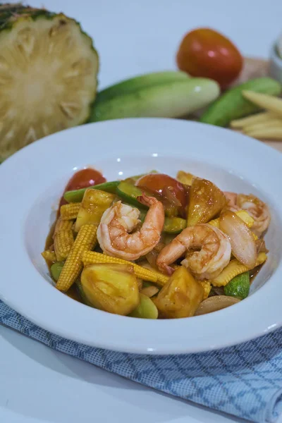 Stir fried shrimp with Sweet and Sour sauce — Stock Photo, Image