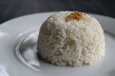 Beyaz plakalı beyaz pirinç