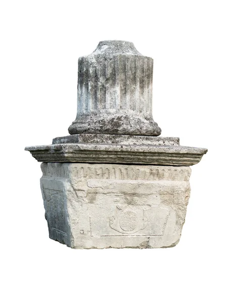 하얀 배경에 고립 된 오래 된 기독교의 묘비 — 스톡 사진