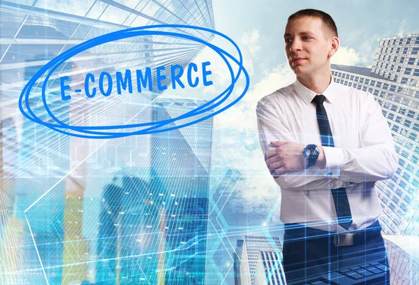 Conceito Negócio Tecnologia Internet Rede Jovem Empresário Mostrando Inscrição Commerce — Fotografia de Stock