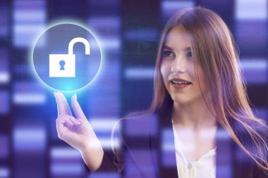 İş, teknoloji, Internet ve ağ kavramı. Genç işadamı gelecek bir sanal ekran üzerinde çalışma.