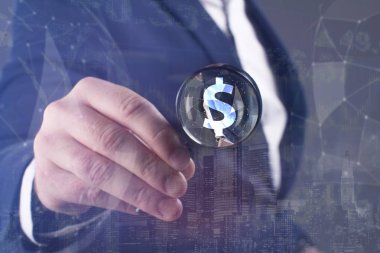 İş, teknoloji, Internet ve ağ kavramı. Geleceğin sanal bir ekranda çalışan genç bir girişimci ve yazıt görür: 