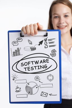 İş, teknoloji, internet ve ağ kavramı. Anahtar kelime gösterilen genç girişimci: test yazılımı
