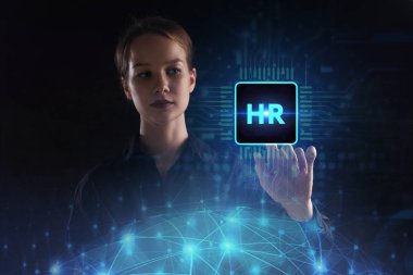 İş, teknoloji, Internet ve ağ kavramı. Geleceğin sanal bir ekranda çalışan genç bir girişimci ve yazıt görür: Hr