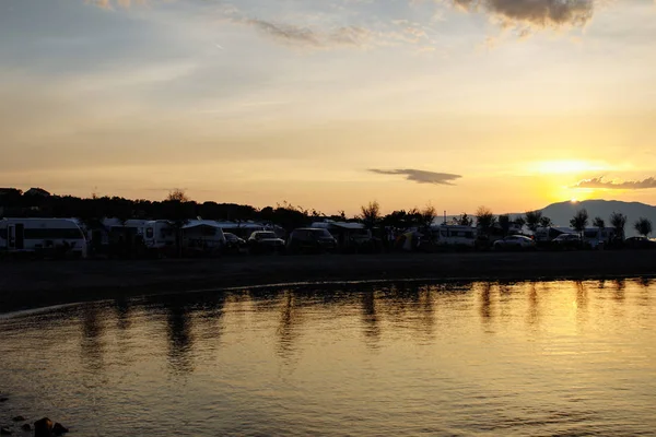 Turist kampı. Turistik römorkların park