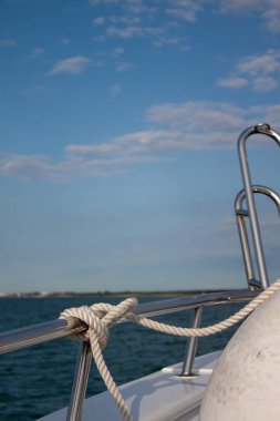 sainling tekne yakın çekim